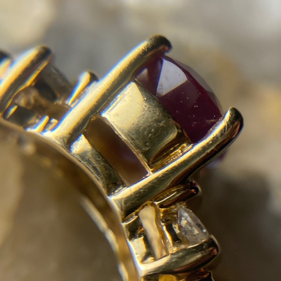 14k Yellow Gold Diamond and Alexandrite Ring - Picture 10 of 16